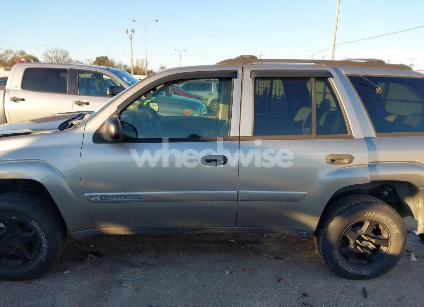 Photo 14 of 2003 Chevrolet Trailblazer LT (VIN 1GNDS13S032269582)