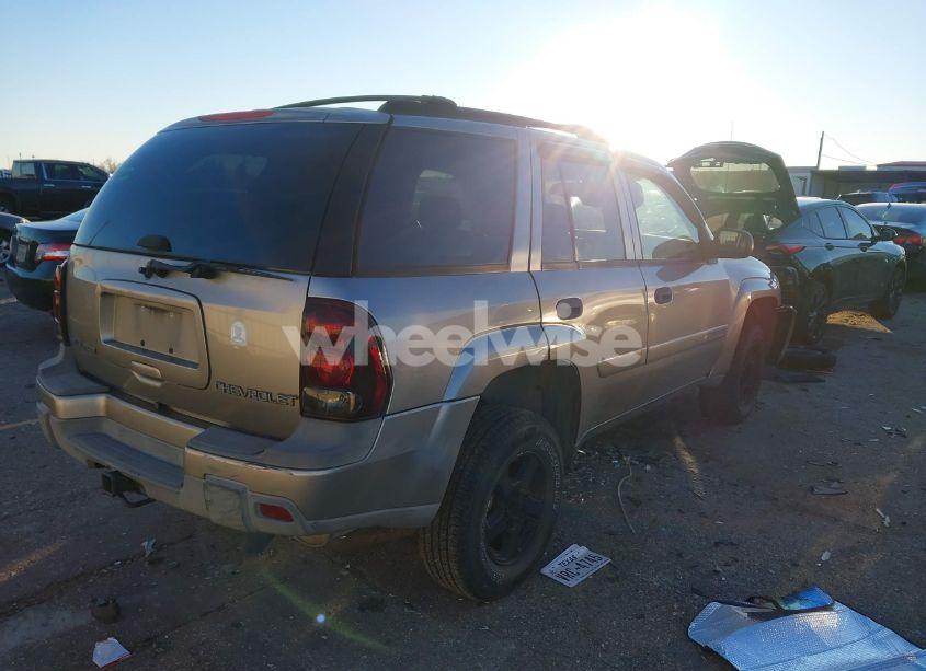 Photo 4 of 2003 Chevrolet Trailblazer LT (VIN 1GNDS13S032269582)