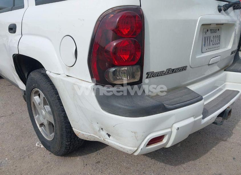 Photo 6 of 2004 Chevrolet Trailblazer LS (VIN 1GNDS13S042374575)