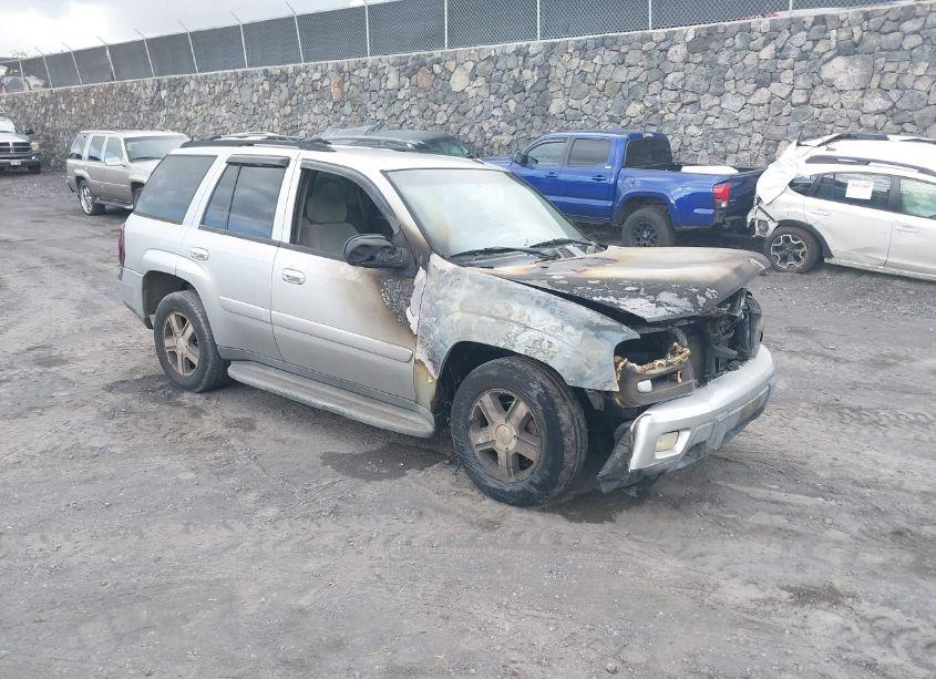2004 Chevrolet Trailblazer LS (VIN 1GNDS13S042378030) main photo