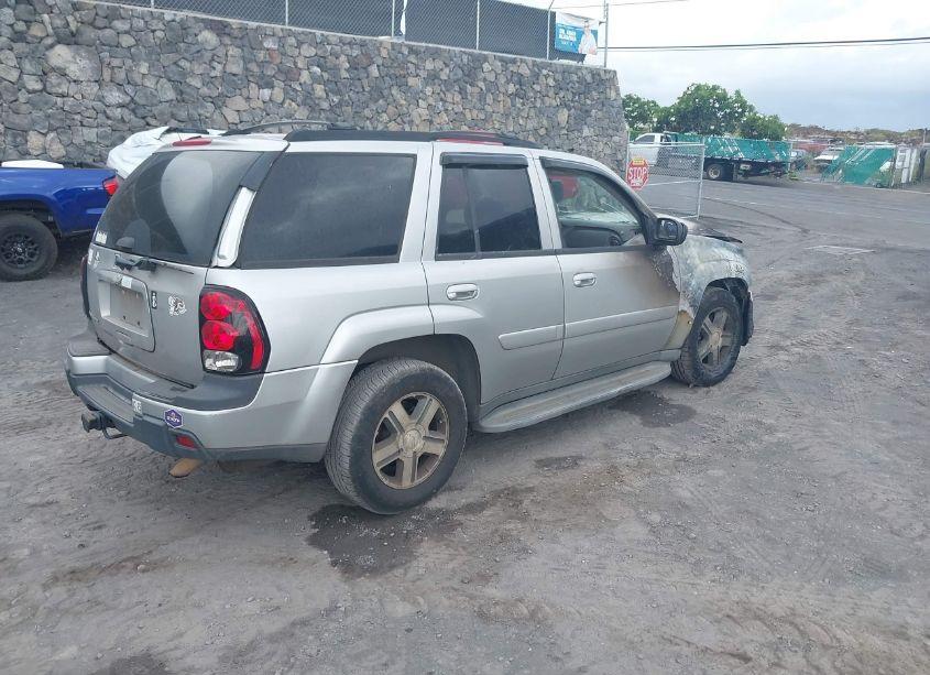 Photo 4 of 2004 Chevrolet Trailblazer LS (VIN 1GNDS13S042378030)