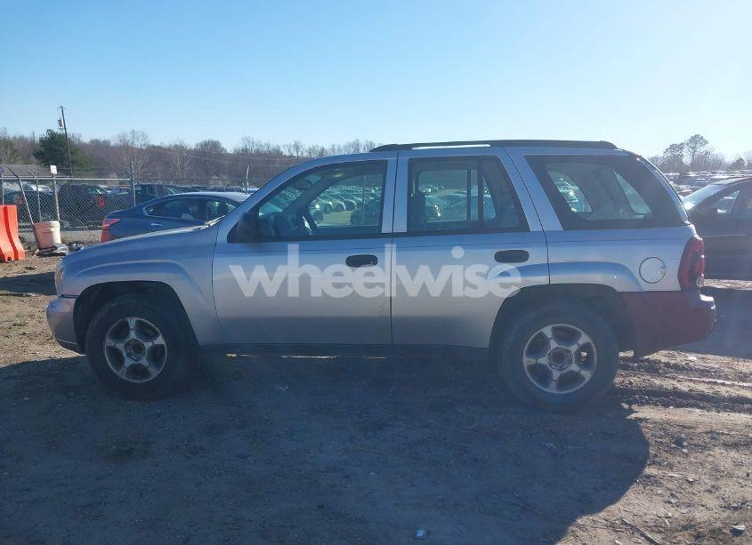 Photo 17 of 2006 Chevrolet Trailblazer LS (VIN 1GNDS13S062106029)