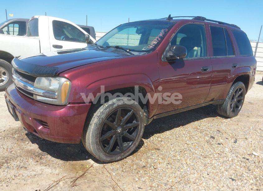 Photo 2 of 2006 Chevrolet Trailblazer LS (VIN 1GNDS13S062110629)