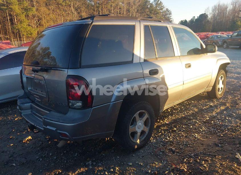 Photo 4 of 2006 Chevrolet Trailblazer LS (VIN 1GNDS13S062184469)
