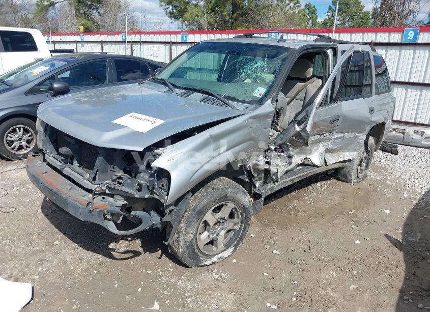 Photo 2 of 2006 Chevrolet Trailblazer LS (VIN 1GNDS13S062213193)