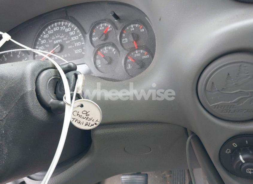 Photo 11 of 2006 Chevrolet Trailblazer LT (VIN 1GNDS13S062360615)