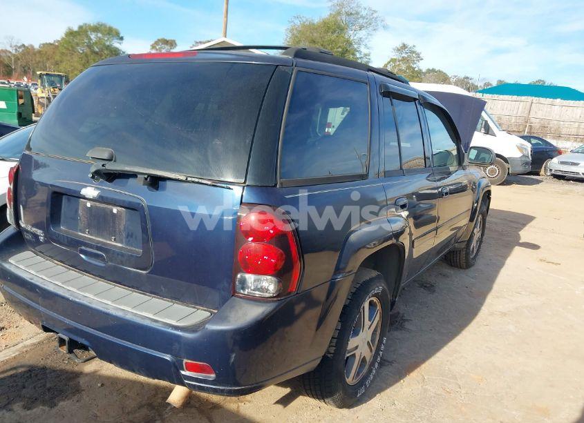 Photo 4 of 2007 Chevrolet Trailblazer LT (VIN 1GNDS13S072140618)