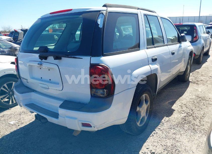 Photo 4 of 2007 Chevrolet Trailblazer LS (VIN 1GNDS13S072154177)