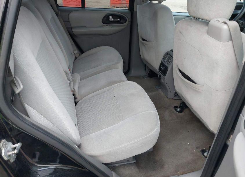Photo 8 of 2007 Chevrolet Trailblazer LS (VIN 1GNDS13S072271337)