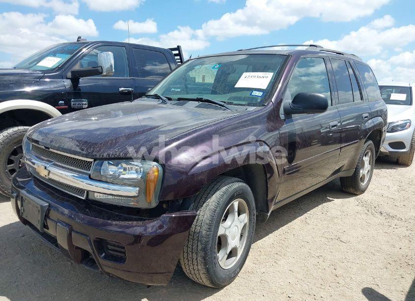 Photo 2 of 2008 Chevrolet Trailblazer FLEET (VIN 1GNDS13S082227856)