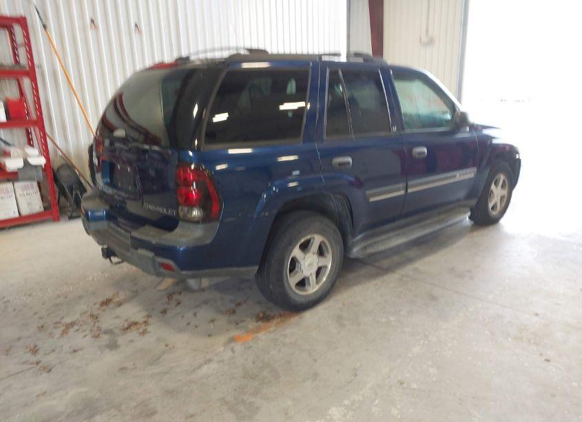 Photo 4 of 2002 Chevrolet Trailblazer LT (VIN 1GNDS13S122223029)
