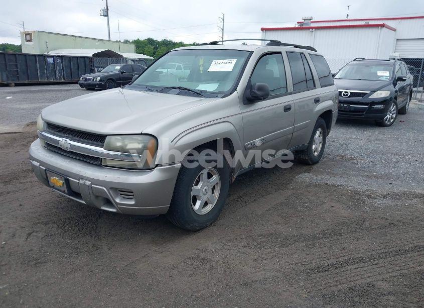 Photo 2 of 2002 Chevrolet Trailblazer LS (VIN 1GNDS13S122264342)