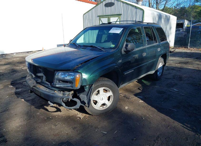 Photo 2 of 2002 Chevrolet Trailblazer (VIN 1GNDS13S122393858)