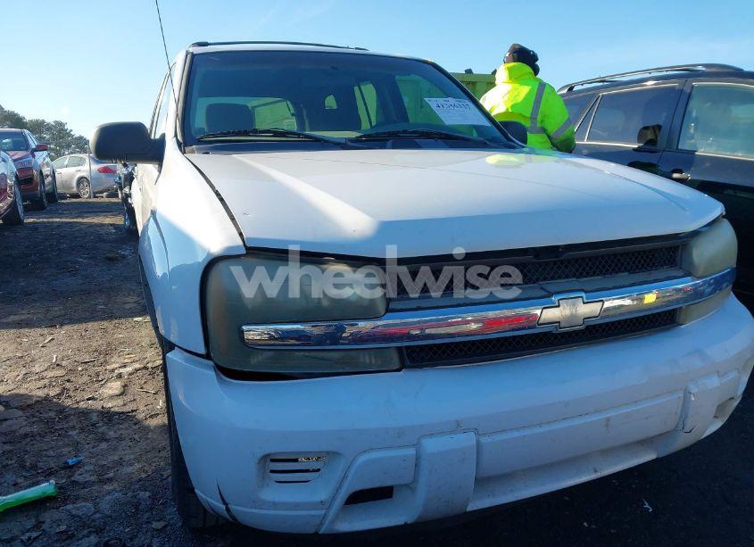 Photo 6 of 2002 Chevrolet Trailblazer LS (VIN 1GNDS13S122406687)
