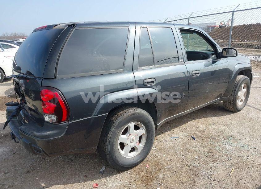 Photo 4 of 2003 Chevrolet Trailblazer LS (VIN 1GNDS13S132164856)