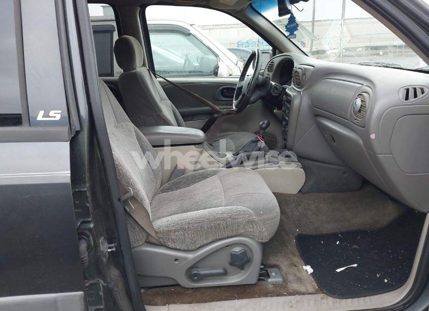 Photo 5 of 2003 Chevrolet Trailblazer LS (VIN 1GNDS13S132322158)