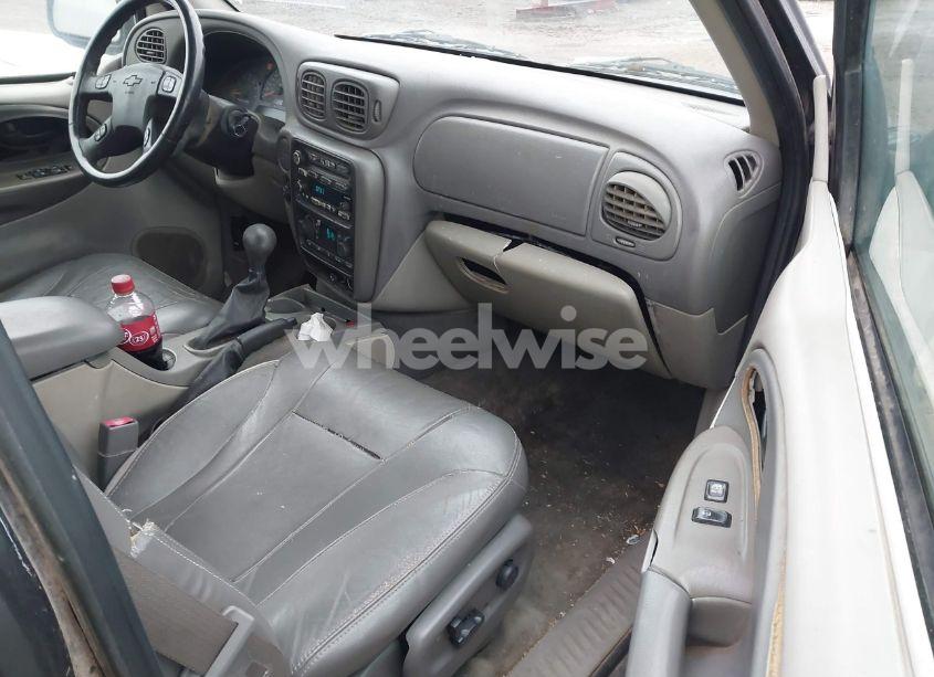 Photo 5 of 2003 Chevrolet Trailblazer LT (VIN 1GNDS13S132347237)
