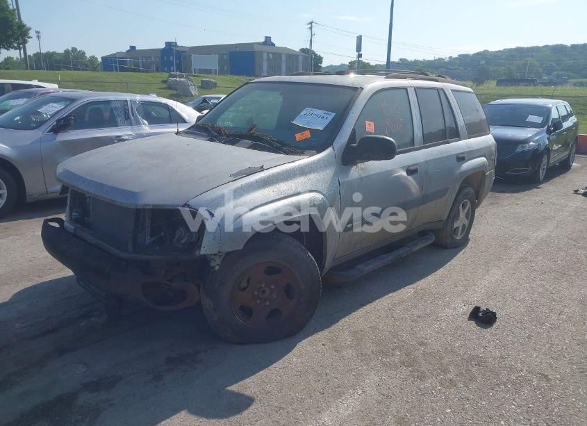 Photo 2 of 2004 Chevrolet Trailblazer LS (VIN 1GNDS13S142200093)
