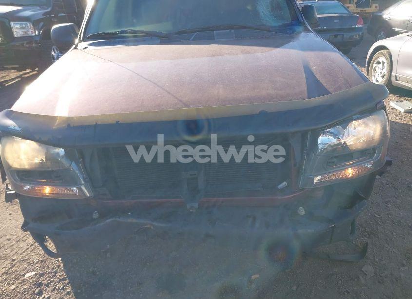 Photo 6 of 2005 Chevrolet Trailblazer LS (VIN 1GNDS13S152117099)