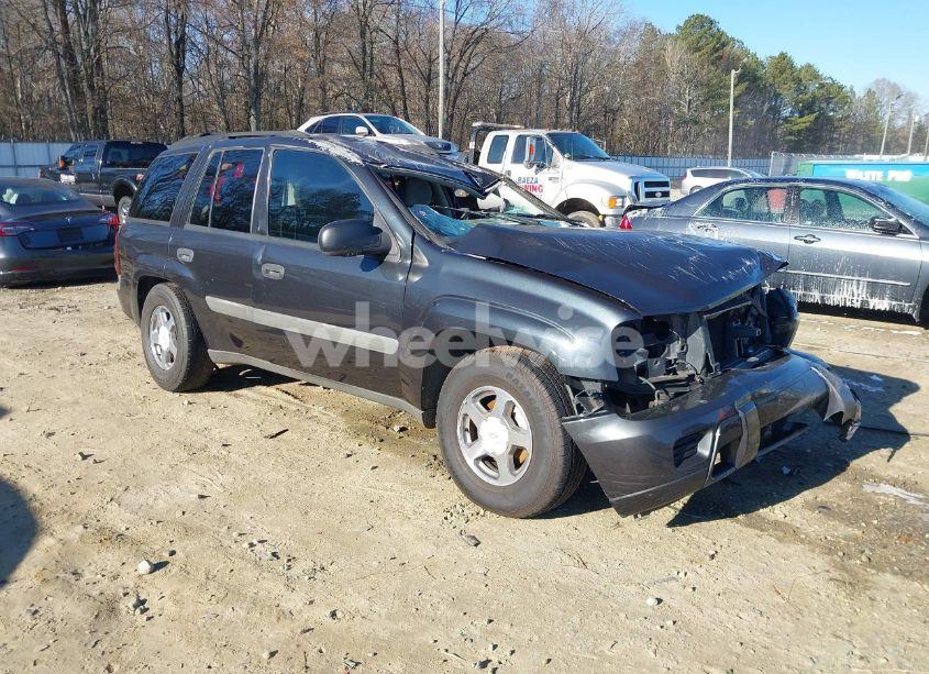 2005 Chevrolet Trailblazer LS (VIN 1GNDS13S152146554) main photo