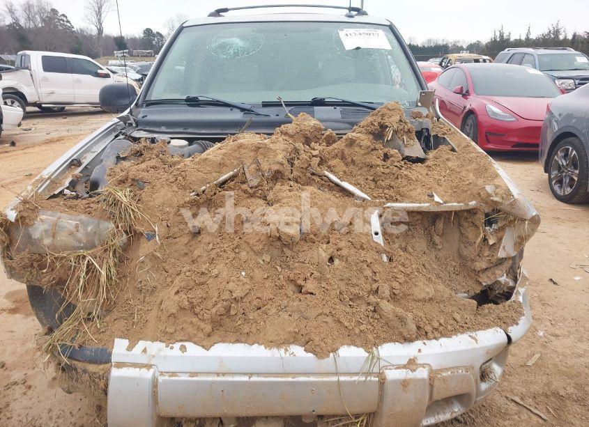 Photo 13 of 2005 Chevrolet Trailblazer LS (VIN 1GNDS13S152225867)