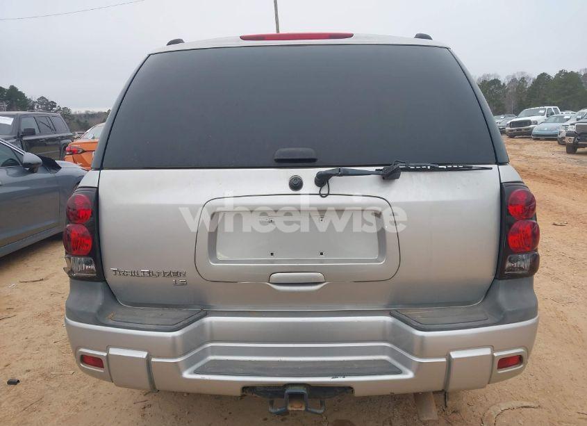 Photo 17 of 2005 Chevrolet Trailblazer LS (VIN 1GNDS13S152225867)