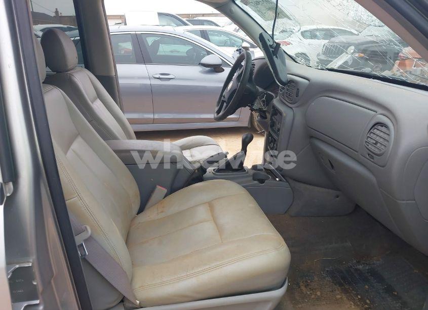 Photo 5 of 2005 Chevrolet Trailblazer LS (VIN 1GNDS13S152225867)