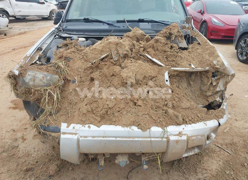 Photo 6 of 2005 Chevrolet Trailblazer LS (VIN 1GNDS13S152225867)