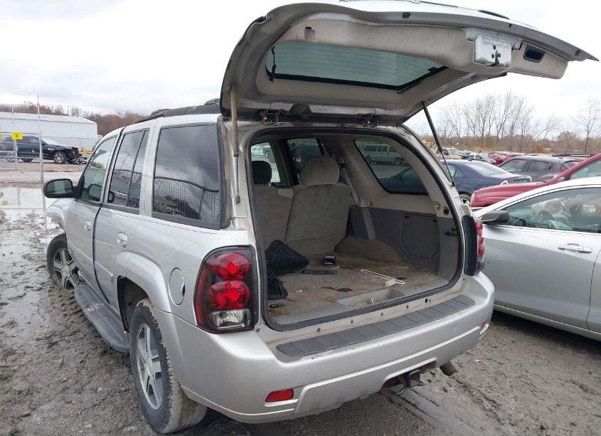 Photo 3 of 2006 Chevrolet Trailblazer LT (VIN 1GNDS13S162178681)