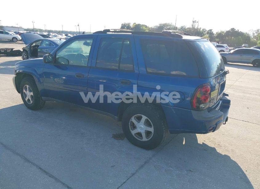 Photo 3 of 2006 Chevrolet Trailblazer LS (VIN 1GNDS13S162193908)