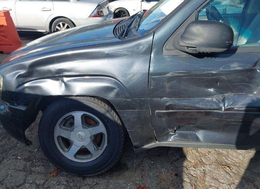 Photo 6 of 2006 Chevrolet Trailblazer LS (VIN 1GNDS13S162210688)