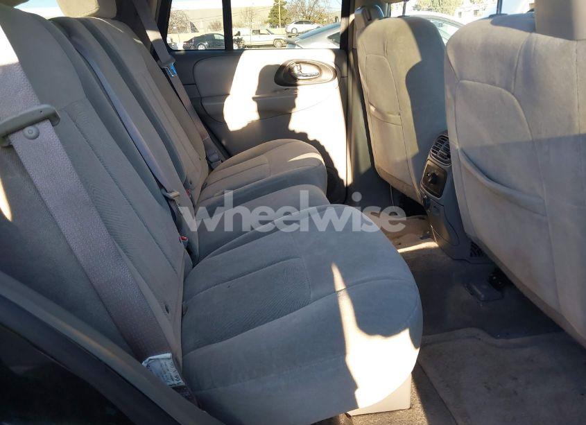 Photo 8 of 2007 Chevrolet Trailblazer LS (VIN 1GNDS13S172111564)