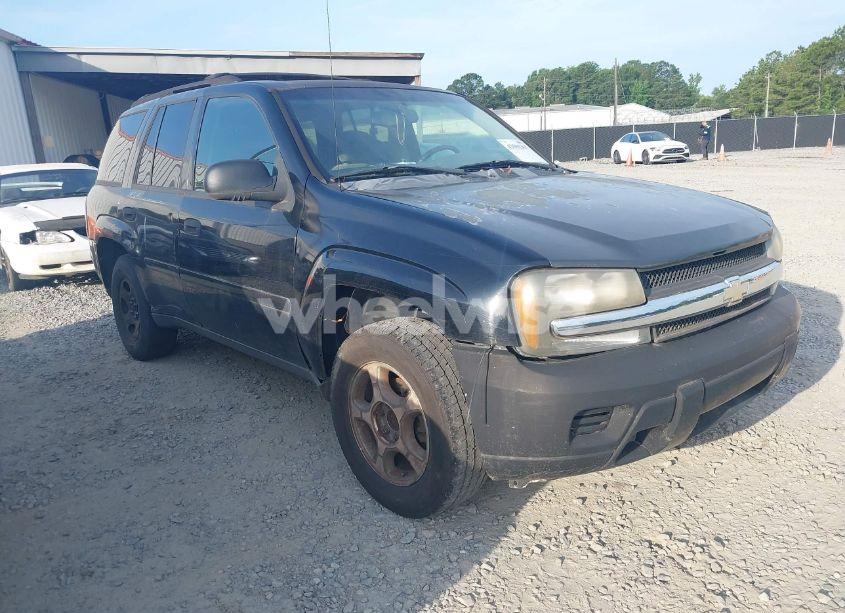 2007 Chevrolet Trailblazer LS (VIN 1GNDS13S172155970) main photo