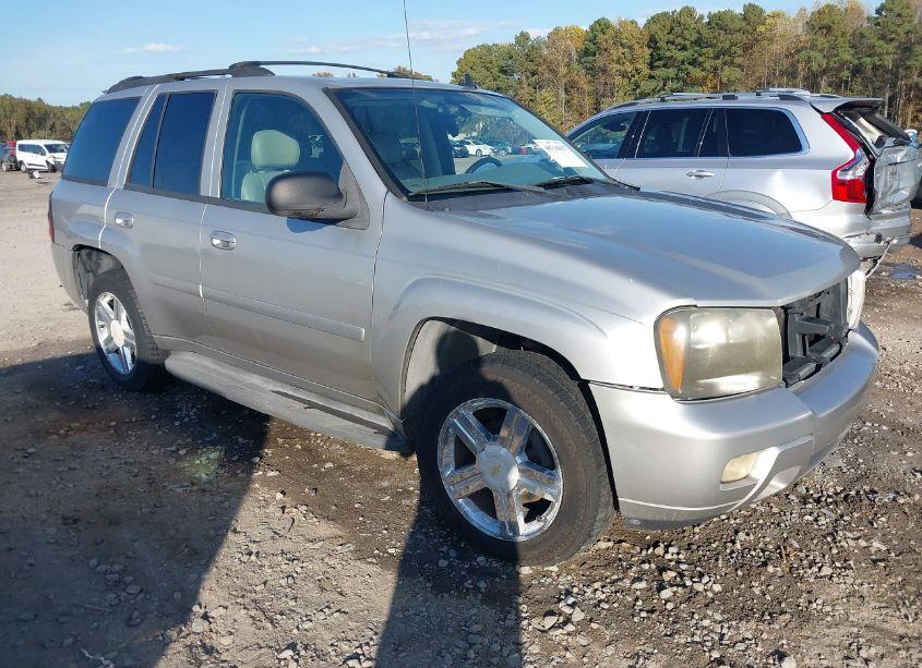 2008 Chevrolet Trailblazer LT (VIN 1GNDS13S182131766) main photo