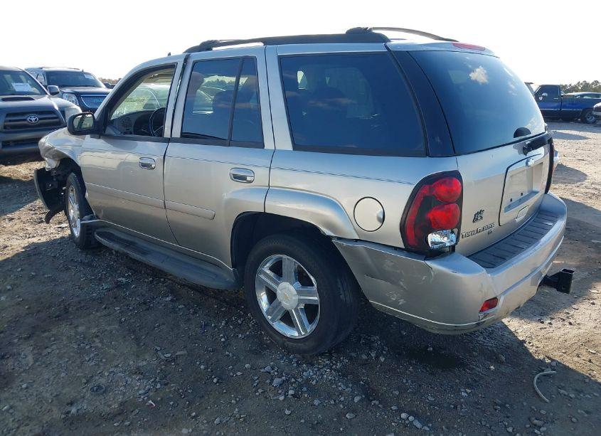 Photo 3 of 2008 Chevrolet Trailblazer LT (VIN 1GNDS13S182131766)