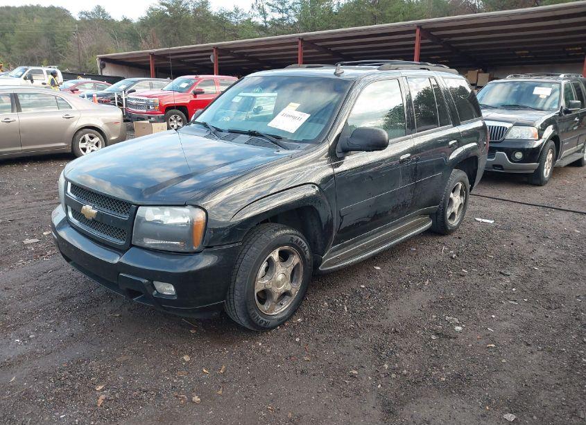 Photo 2 of 2008 Chevrolet Trailblazer LT (VIN 1GNDS13S182164105)