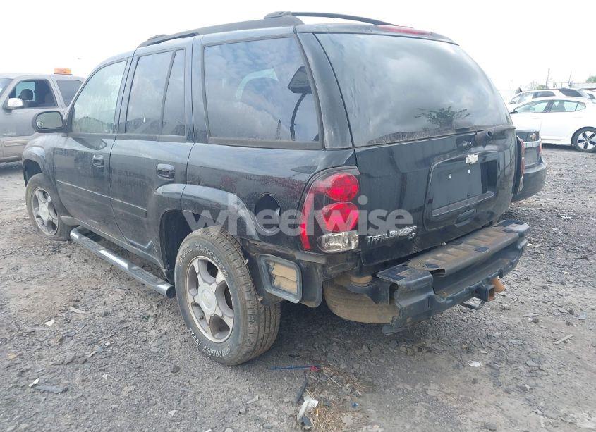 Photo 3 of 2008 Chevrolet Trailblazer LT (VIN 1GNDS13S182183057)