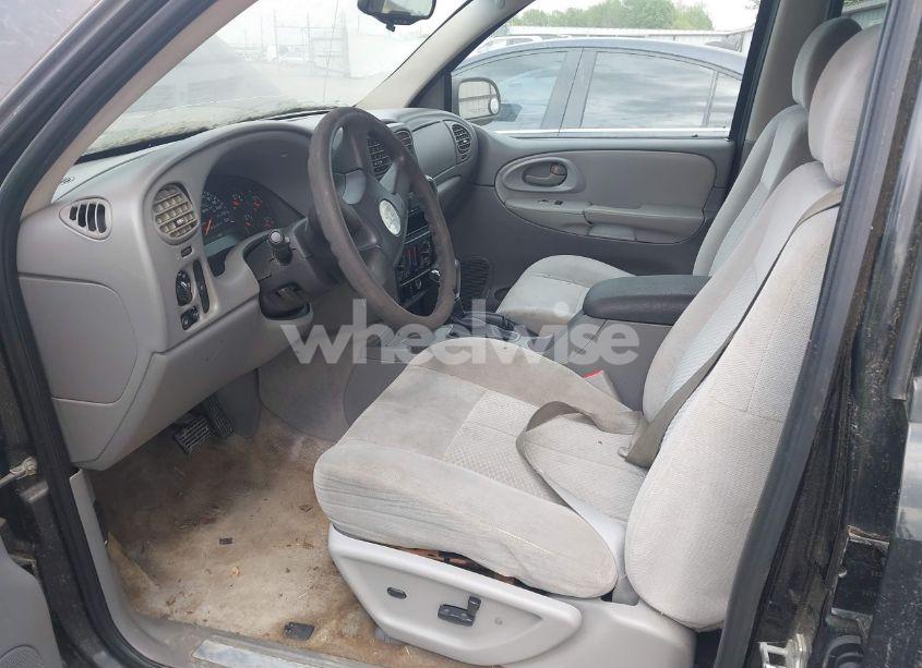 Photo 5 of 2008 Chevrolet Trailblazer LT (VIN 1GNDS13S182183057)