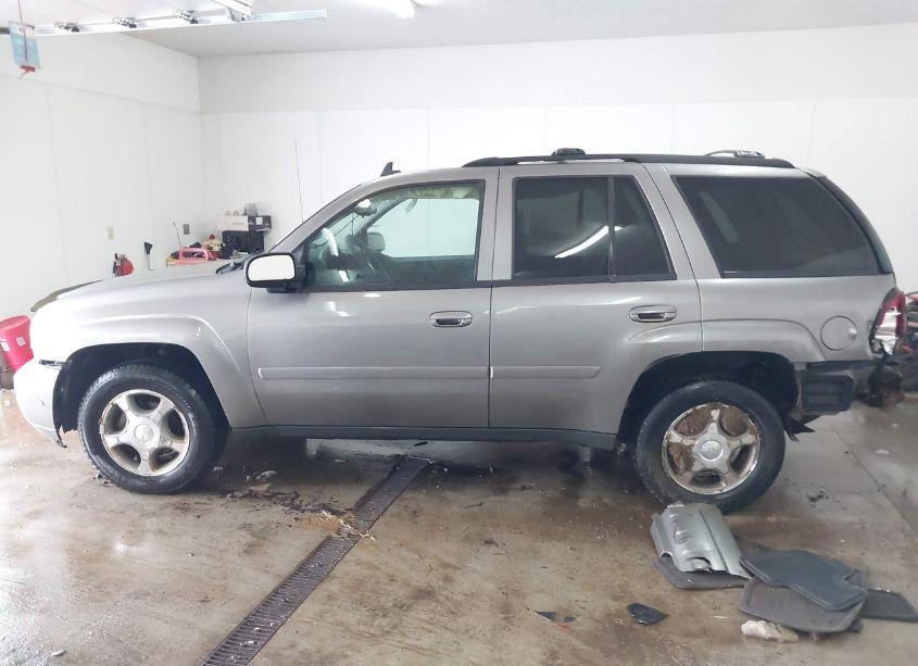 Photo 15 of 2008 Chevrolet Trailblazer LT (VIN 1GNDS13S182221113)
