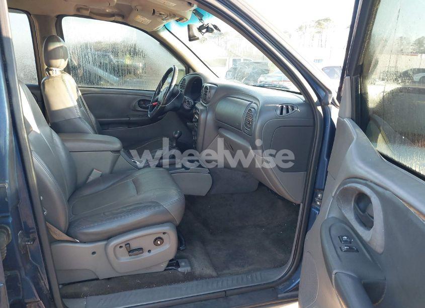 Photo 5 of 2002 Chevrolet Trailblazer LTZ (VIN 1GNDS13S222474402)