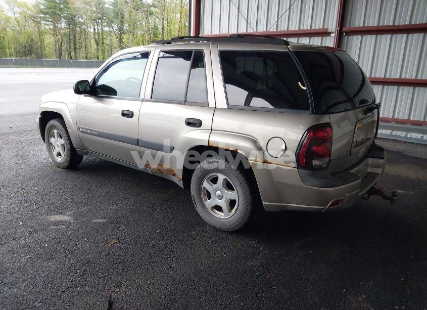 Photo 3 of 2003 Chevrolet Trailblazer LS (VIN 1GNDS13S232326932)