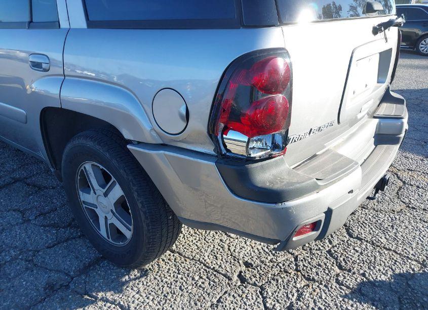 Photo 18 of 2004 Chevrolet Trailblazer LT (VIN 1GNDS13S242190660)