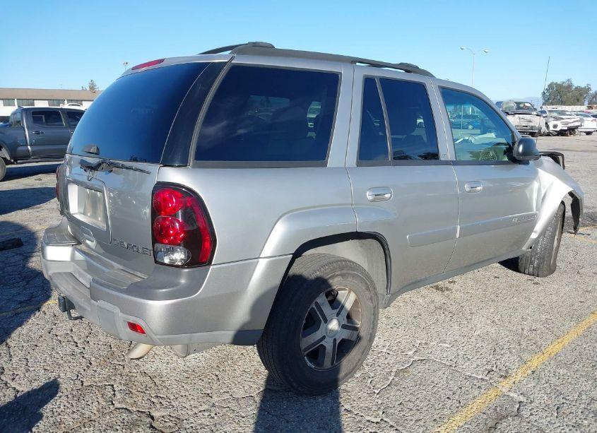 Photo 4 of 2004 Chevrolet Trailblazer LT (VIN 1GNDS13S242190660)