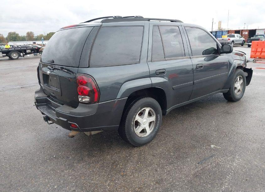 Photo 4 of 2006 Chevrolet Trailblazer LS (VIN 1GNDS13S262282693)