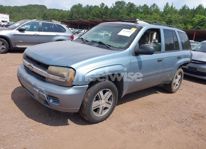 Photo 2 of 2006 Chevrolet Trailblazer LS (VIN 1GNDS13S262343590)