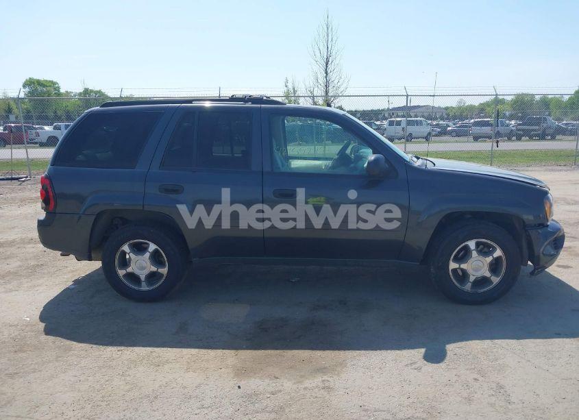 Photo 13 of 2007 Chevrolet Trailblazer LS (VIN 1GNDS13S272240140)