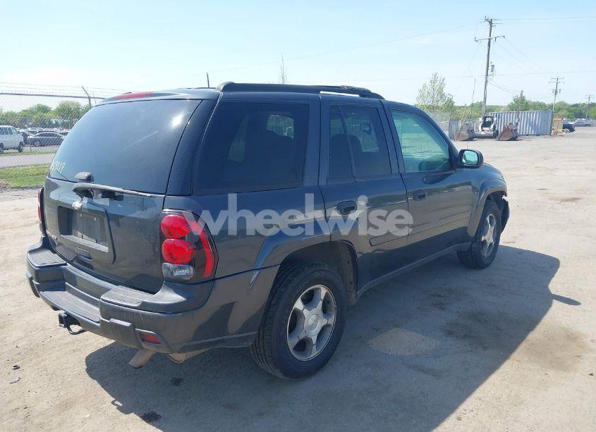 Photo 4 of 2007 Chevrolet Trailblazer LS (VIN 1GNDS13S272240140)