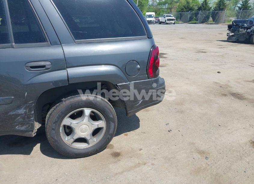 Photo 6 of 2007 Chevrolet Trailblazer LS (VIN 1GNDS13S272240140)