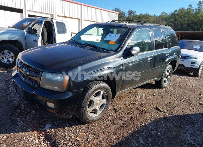 Photo 2 of 2008 Chevrolet Trailblazer LT (VIN 1GNDS13S282146454)