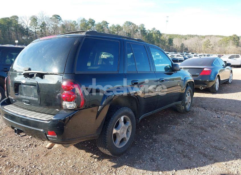 Photo 4 of 2008 Chevrolet Trailblazer LT (VIN 1GNDS13S282146454)